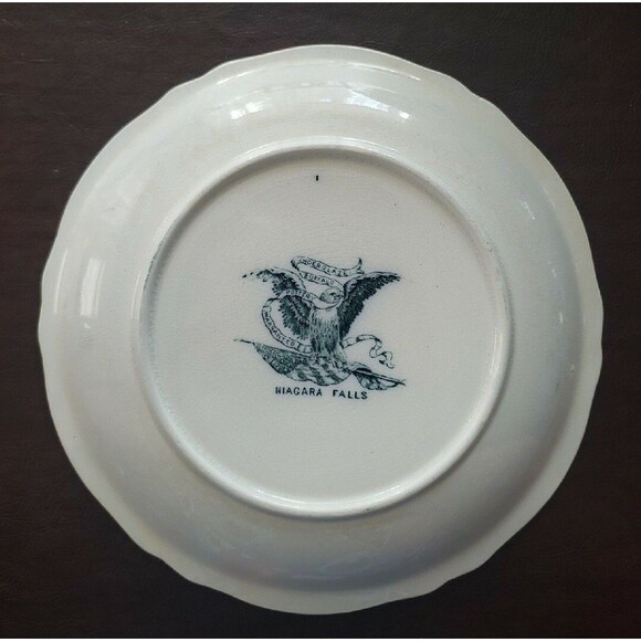Buffalo Pottery Niagara Falls Souvenir Plate Dark Green 8" Waterfall Vacation - Picture 3 of 7